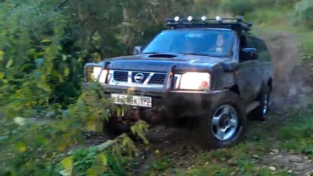 NP300 nissan в битяговских лесах смотреть онлайн