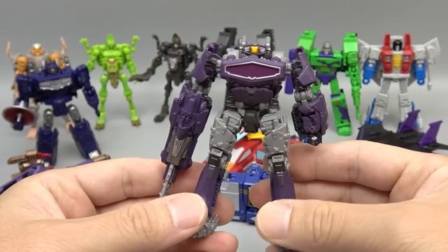 [TRANSFORMERS]Core Class TRANSFORMATION OPTIMUS PRIME MEGATRON SOUNDWAVE STARSCREAM SPIKE WITWICKY смотреть онлайн