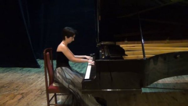 Исполнитель-Миханова Олеся, А. Скрябин "Этюд" cis moll соч. 2 № 1