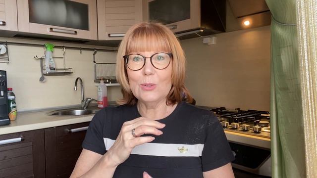 Как стать тренером большого сетевого клуба/Треш-обзоры фитнес-клубов смотреть онлайн
