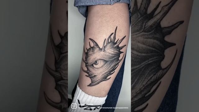 КАК ЗАЖИВАЮТ МОИ ТАТУИРОВКИ? смотреть онлайн