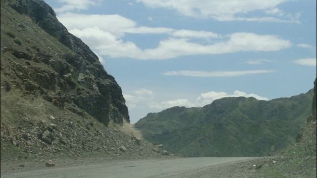 из Мурманска в Казахстан на 2х шкодах часть3 смотреть онлайн