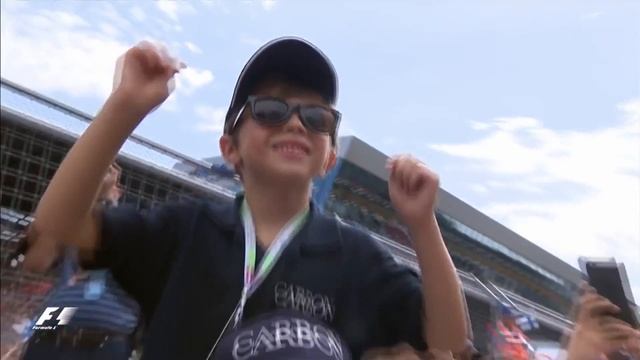 Играем в Роблокс Гонки MEEP CITY смотреть онлайн