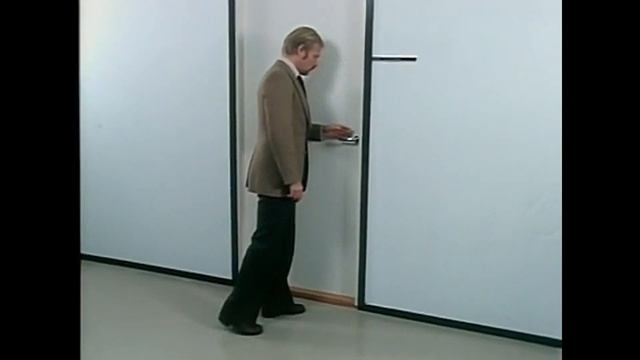 Гайд. Как открыть дверь смотреть онлайн