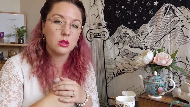 How To Read Tea Leaves - A Comprehensive Guide смотреть онлайн