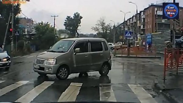 Best Of Car Crashes 2022 - Car Crash Compilation | Idiots In Cars 2022 | STUPID DRIVERS COMPILATION