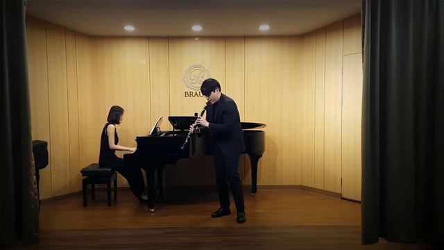 Malcolm Arnold - Clarinet Concerto No.2 op.115 (Minchan KIM) смотреть онлайн