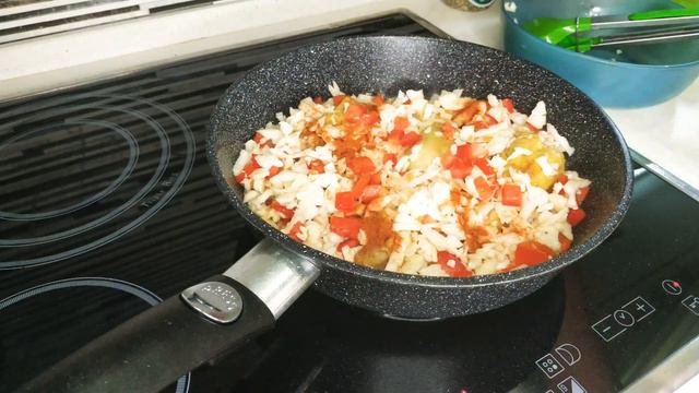 Бюджетный ужин/Четыре ингридиента в одной сковороде/Четыре в одном #быстрыйужин #бюджетно #быстро