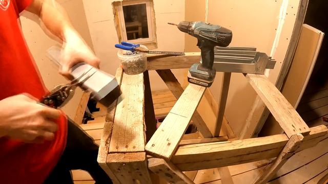 ? Самая опасная половина потолка завершина, завтра легче! смотреть онлайн