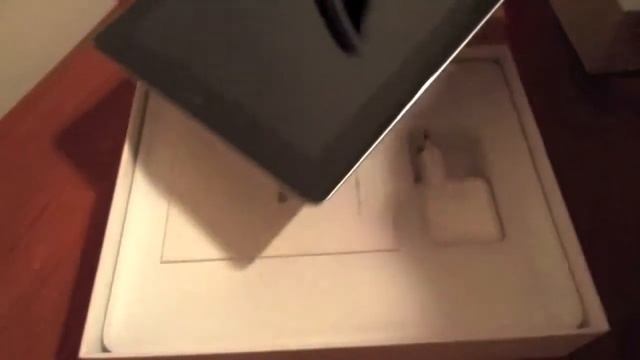 Unboxing iPad 4 (64 GB WiFi & Cellular) смотреть онлайн