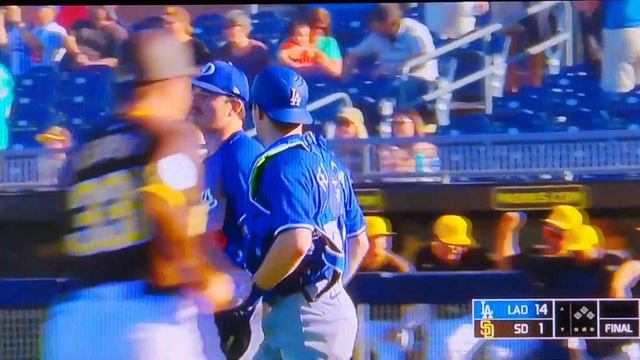 DODGERS DESTROY THE PADRES IN 1ST CACTUS LEAGUE GAME OF THE SEASON | LOS ANGELES DODGERS 14 PADRES смотреть онлайн
