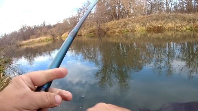 Рыбалка на поплавок 24 октября 2021 на реке. смотреть онлайн