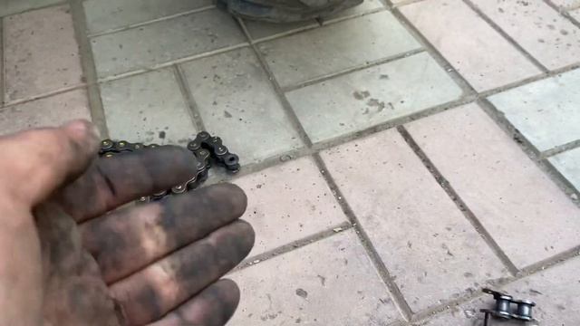 Укоротил цепь на квадроцикле! Как отремонтировать замок цепи? смотреть онлайн