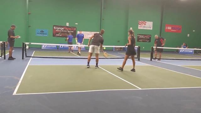 25 Pickleball Tips On HOW TO Gain The Advantage In Pickleball