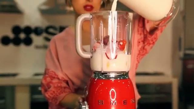 Smeg Liquidificador смотреть онлайн