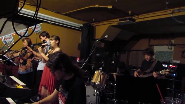 Holly Taylor Vocal Recital Thousand Years смотреть онлайн