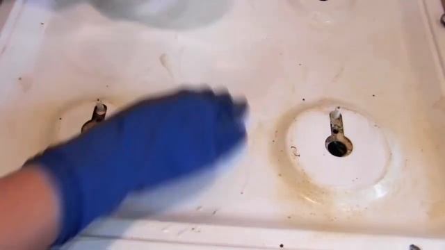 САМОДЕЛЬНОЕ копеечное СРЕДСТВО отмывает газовую плиту от ЖИРА и НАГАРА смотреть онлайн