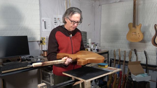 Final Prep For Painting A Guitar Body. Building A Precision Bass Part 13 смотреть онлайн
