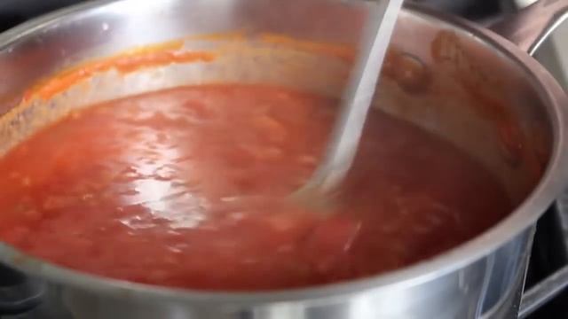 Tomato Bisque - Creamy Tomato Soup Recipe