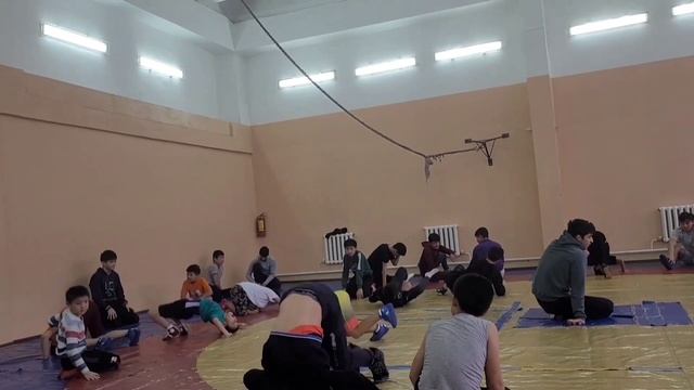 ДАНИАЛ/СОРЕВНОВАНИЯ ПО ГРЕКО-РИМСКОЙ БОРЬБЕ/РАЗМИНКА. смотреть онлайн