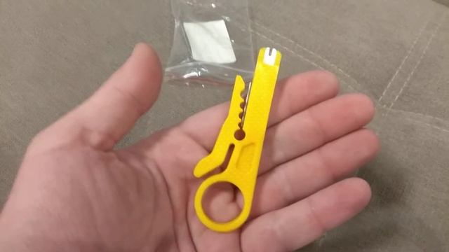 Инструмент для зачистки кабеля (стиппер) Network UTP Cable Stripping Tool смотреть онлайн