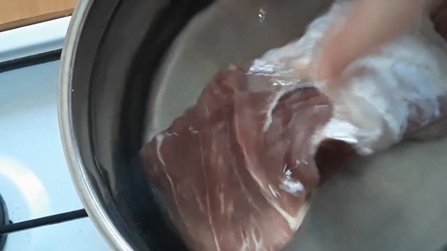 А ЧТО НА ПЕРВОЕ???)))