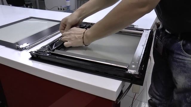 Как Снять и Разобрать Дверцу Духовки Neff Slide & Hide смотреть онлайн