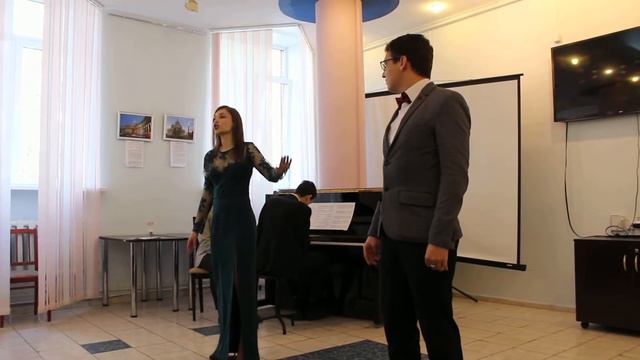 Елизавета Возжаева, Илья Бреев - "Волны" из к/ф "Старые стены" (Г.Портнов) смотреть онлайн