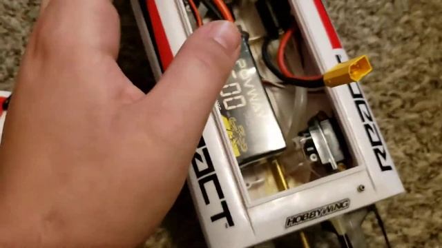Proboat React 17 brushless upgrade how I did it (hobbywing seaking) смотреть онлайн