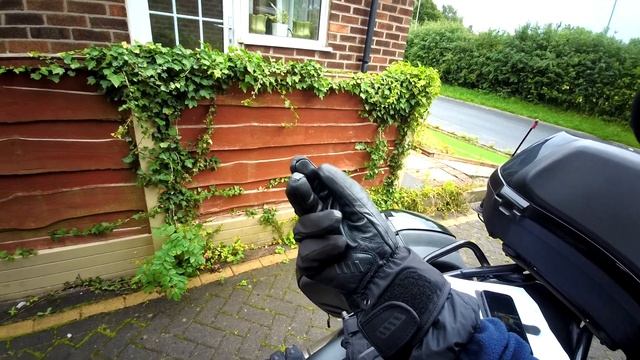 Why I Chose the Rukka Goretex and Outlast Motorcycle Fiennes Gloves смотреть онлайн