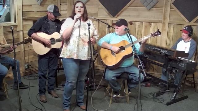 The Dee Ford Show: “Momma’s Kitchen” a Traditions Rising Original feat. The Dee Ford Band. смотреть онлайн