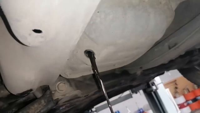 Toyota Corolla 1nz-fe моргает лампа давления масла.. смотреть онлайн