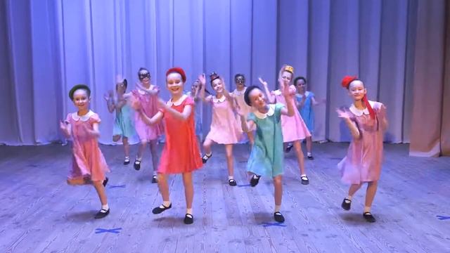 Поздравление со Всемирным Днем театра смотреть онлайн