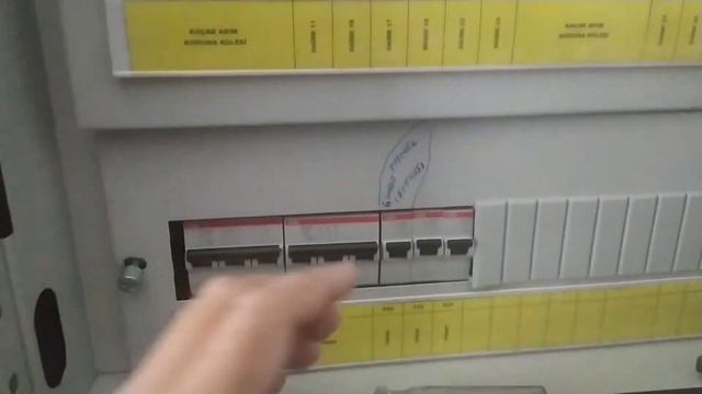 Elektrik parası çok gelenler! klimam kaç TL yakıyor diyenler! Tüketimi kontrol altına alalım.. смотреть онлайн