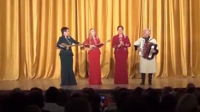 Макланда Квициния - Народный ансамбль песни и танца ЕРЦАХУ - Молодежная группа смотреть онлайн