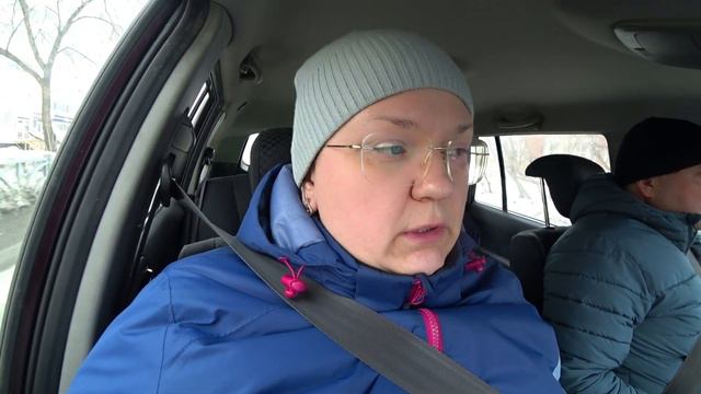 Ефим и дед рисуют к 8 марта. Корова начала потихоньку есть. Опыт даётся с жертвами. Книги. Кружки. смотреть онлайн