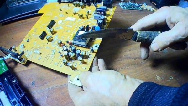 Разбираю на запчвсти CD DVD Player Panasonic.