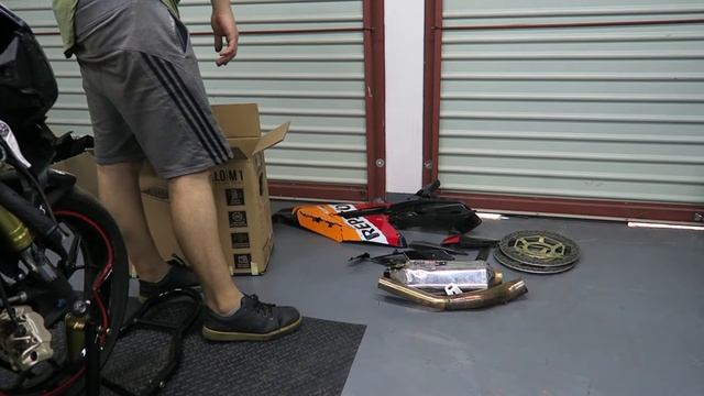 Rebuilding A Crashed 2013 Honda CBR 1000RR