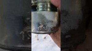 Нашол изоляторы нс 18 а, со сдемонтированной опоры вл 0,4 кв.
