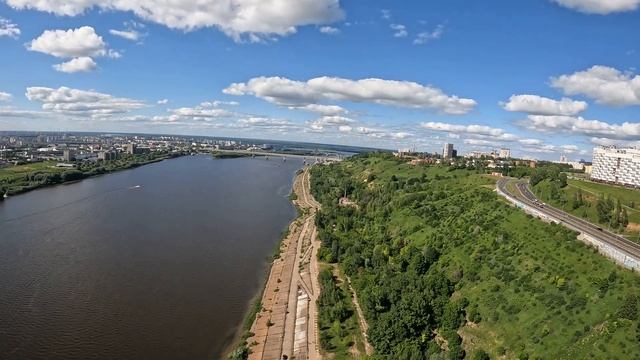 Полёт по набережной вдоль улицы Черниговская на квадрокоптере GoPro HERO 10 4K60 смотреть онлайн