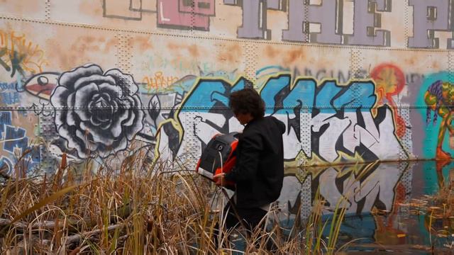 Jon Dretto - What Does An Abandoned Water Tower Sound Like?? смотреть онлайн
