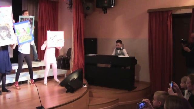 "Танцующие картины" смотреть онлайн
