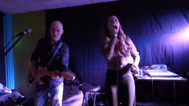 Karol Ann Périgny et Éric Gendron 2 смотреть онлайн