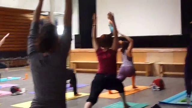 Йога Moscow: Ayurvda and Psychology Urban Retreat смотреть онлайн