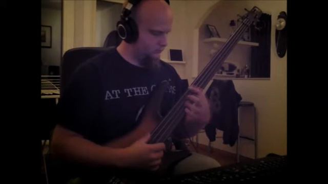 Mastodon - Ghost of Karelia Fretless Bass Cover смотреть онлайн