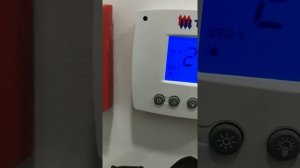 настройка тепловой завесы КЭВ10п1062е на отключение вентилятора