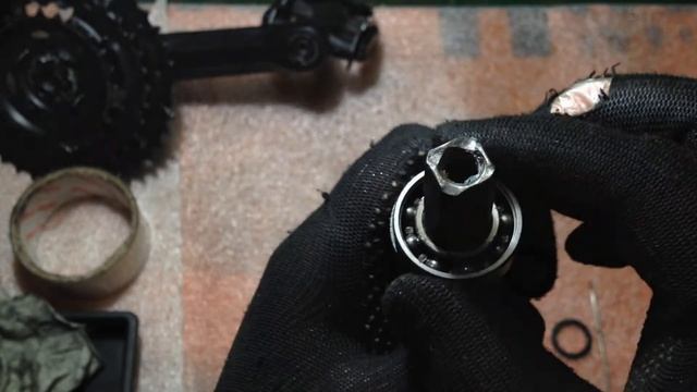 Как смазать каретку велосипеда Kinetic Crystal Neco BC1.37''x24T на промподшипниках. Снять шатуны смотреть онлайн
