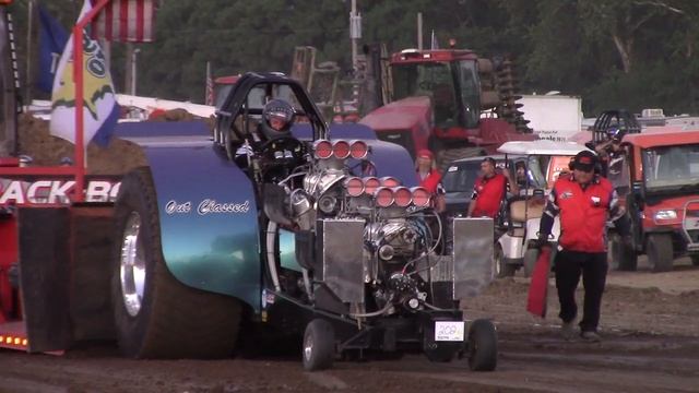 Супермодифицированный трактор Tractor Pulling! 2022 OSTPA Pickaway County Fair Pull! смотреть онлайн