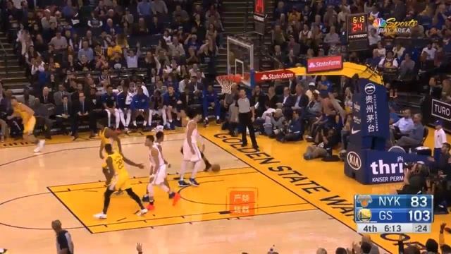 Klay Thompson Gets Mad When The Ref's Don't Call A Foul On The Ghost & Then Drops 46PTS！ смотреть онлайн