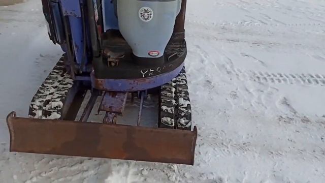 Миниэкскаватор Komatsu PC08UU смотреть онлайн